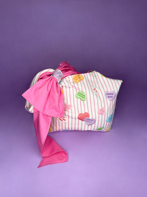 The Bow Bag in Candy Heart Print